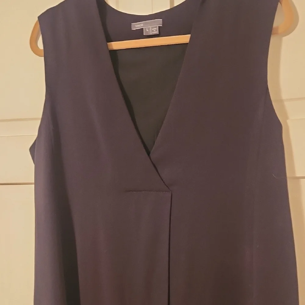 Vince Elegant Black Sleeveless Dress- With Pockets - Picture 3 of 6